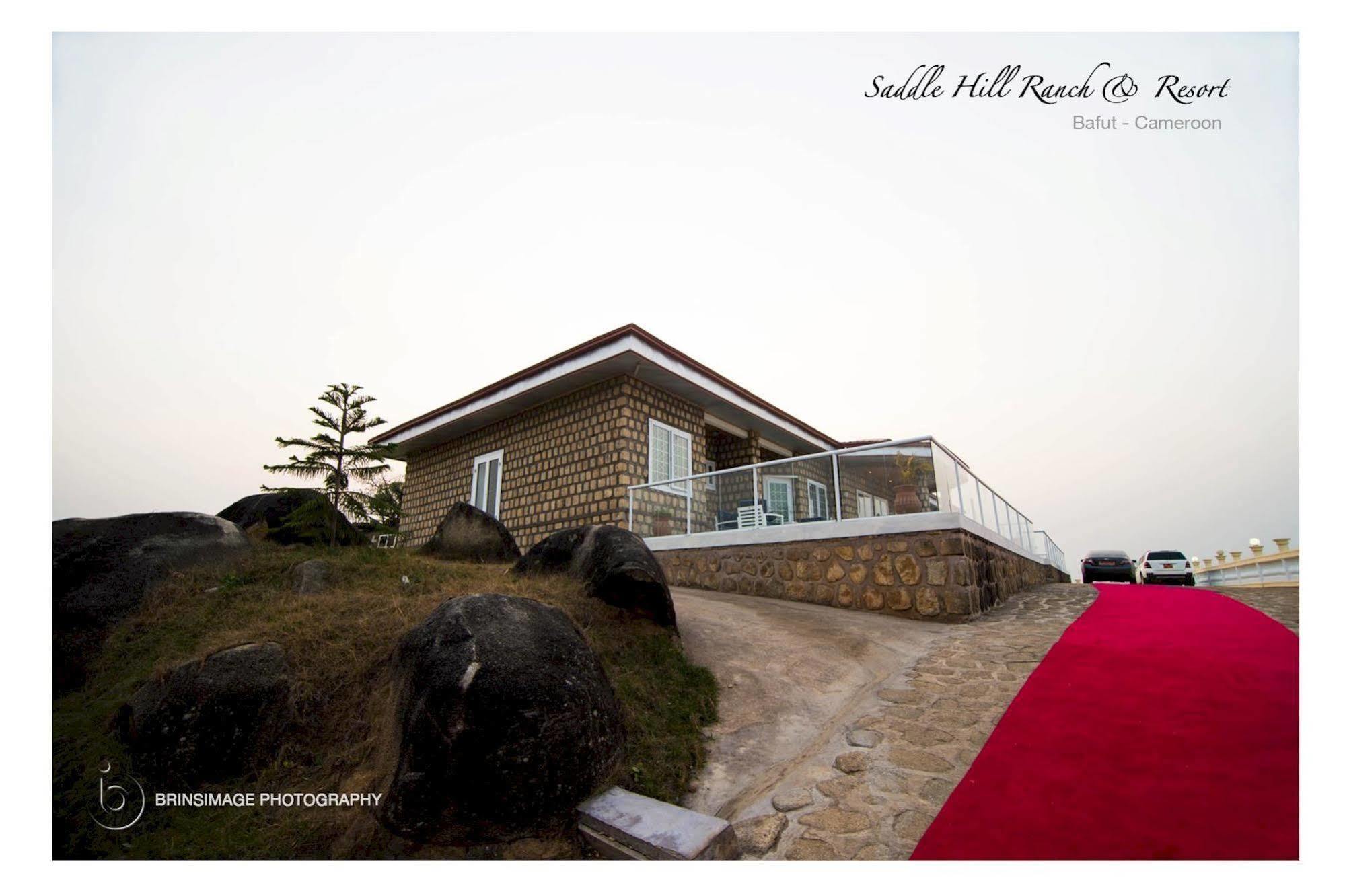 Saddle Hill Ranch Hotell Bafut Eksteriør bilde